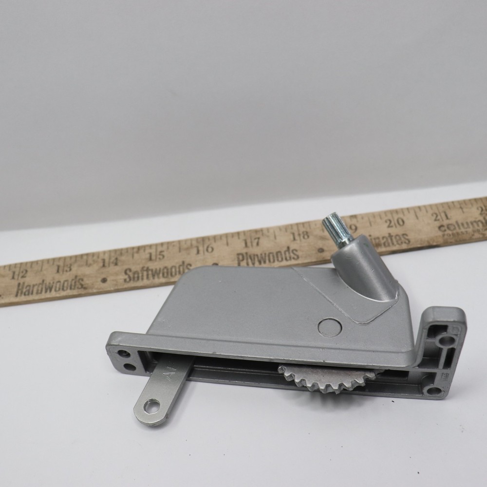 Pan American Awning Window Operator 787043 - Missing Handle