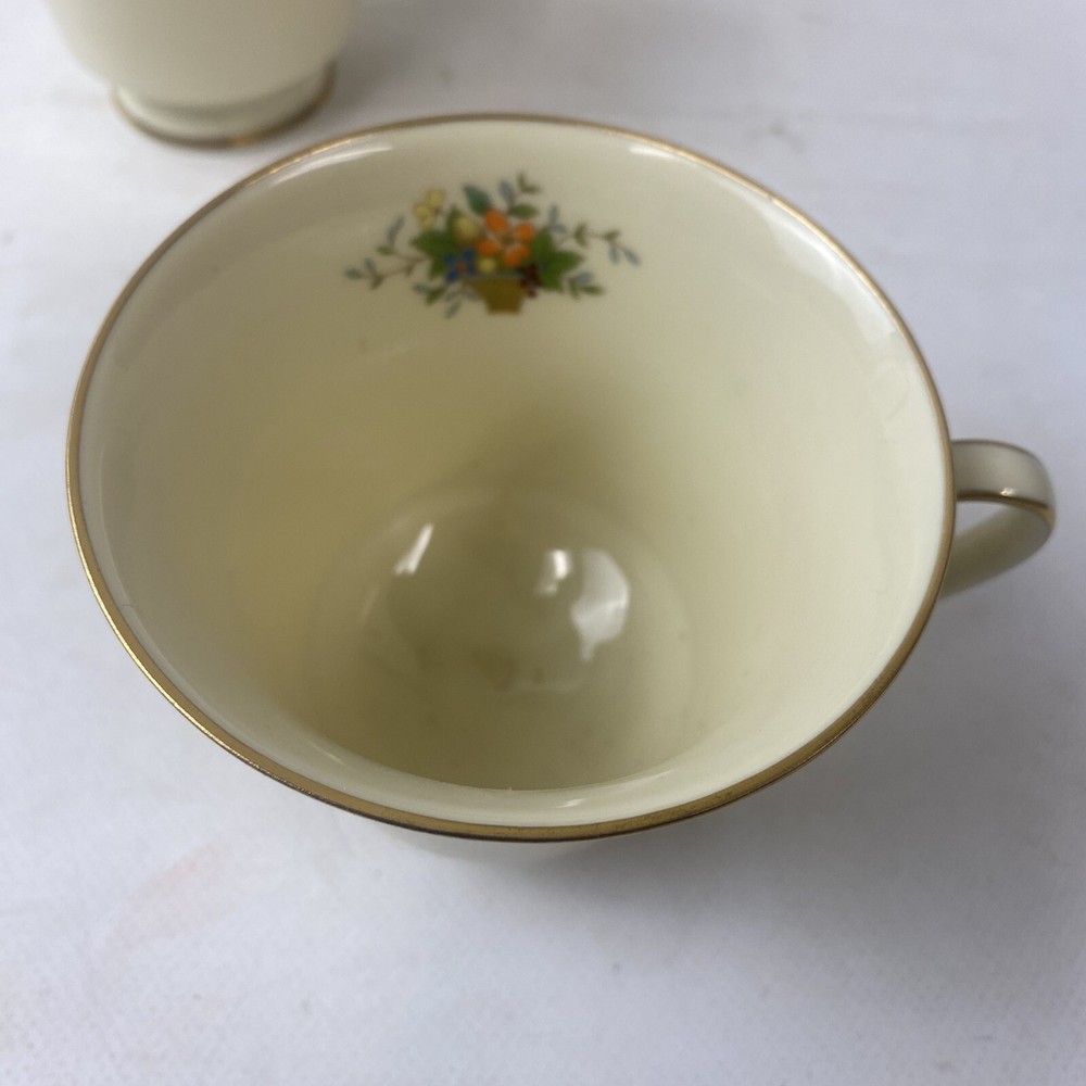 4 Noritake Floral Footed Tea Cups Pre-Owned