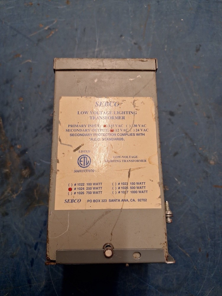 SEBCO Low Voltage Lighting Transformer – 250W (Model #1024)
