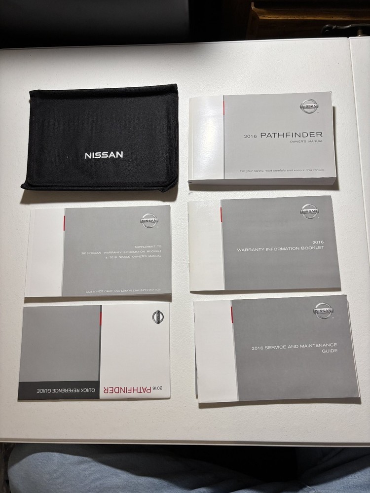 2016 Nissan Pathfinder Owner's Manual OEM Set