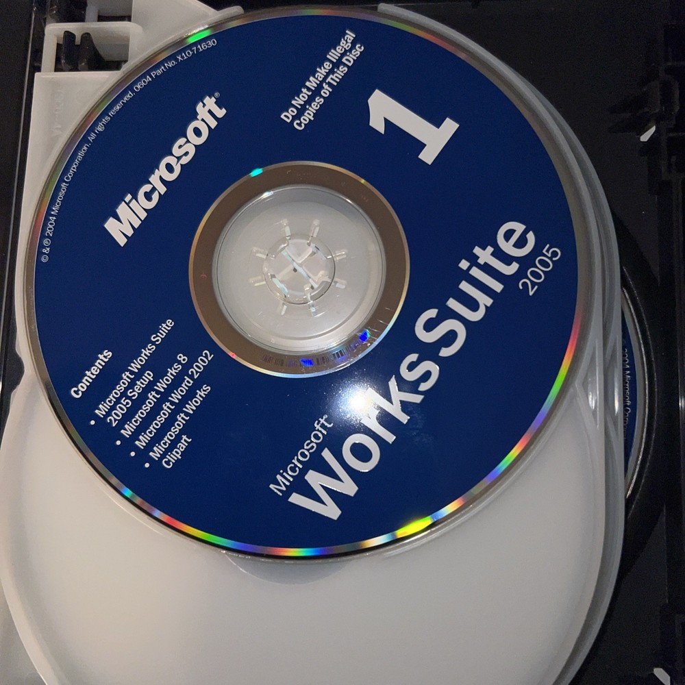 Microsoft Works Suite 2005 EUC!!