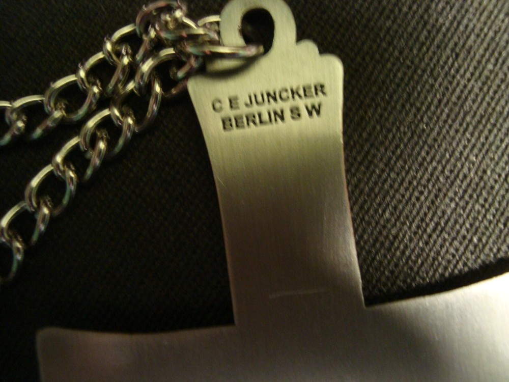GERMAN CHAPLAIN'S NECK CROSS AND CHAIN