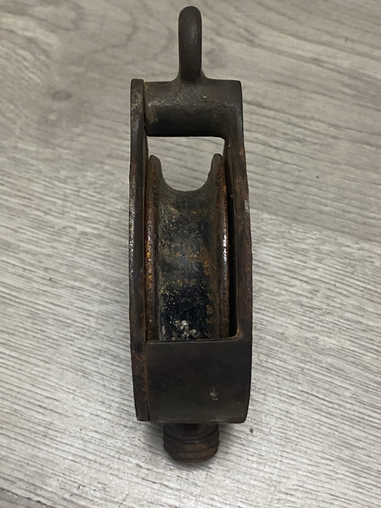 VINTAGE ECLIPSE PULLEY W/ Texas Star