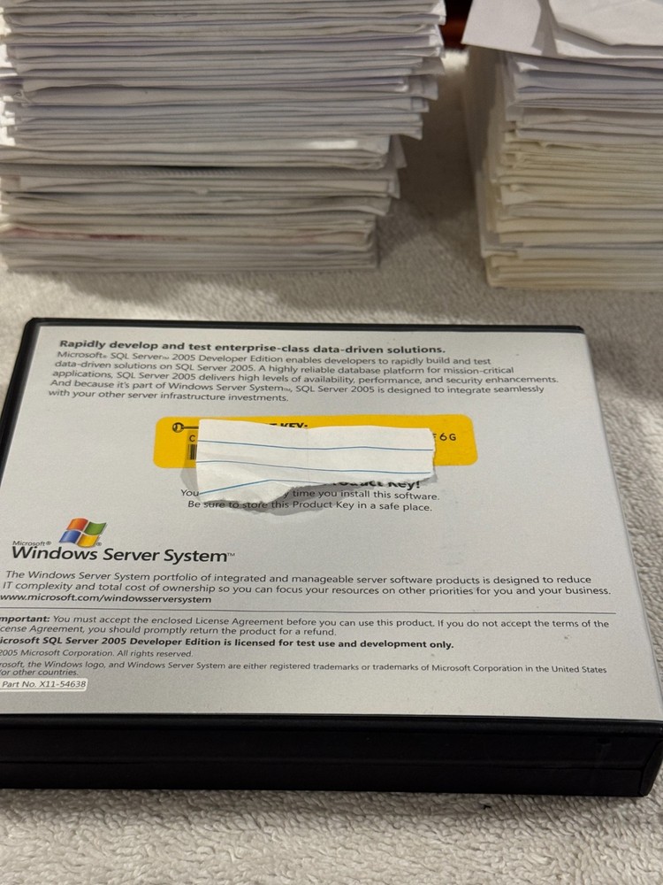Microsoft SQL Server 2005 Standard RETAIL - VERY GOOD CONDITION!!!