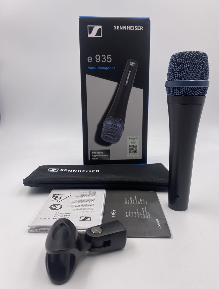 Dynamic Vocal E935 Performance Handheld Microphone Cardioid Black US