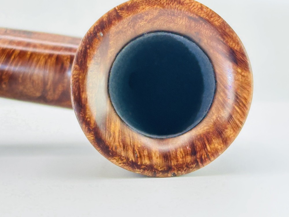 WILLARD IMPORTED BRIAR, NICE GRAIN, ESTATE PIPE, FULLY RESTORED