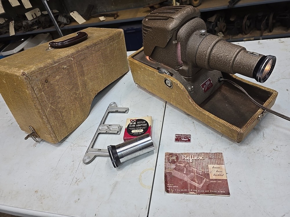 Reflex 349 Vintage Projector W/ Case Powers On Tested Works