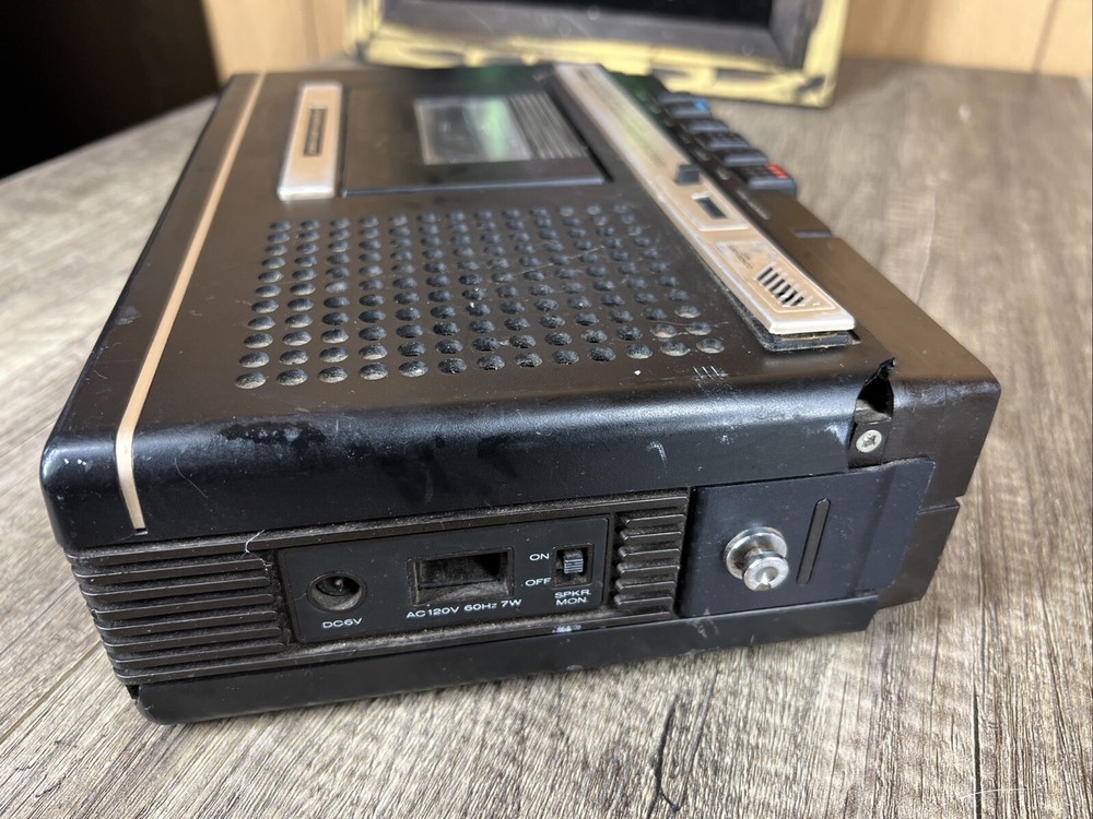 Marantz PMD-220 PROFESSIONAL CASSETTE TAPE RECORDER (UNTESTED)