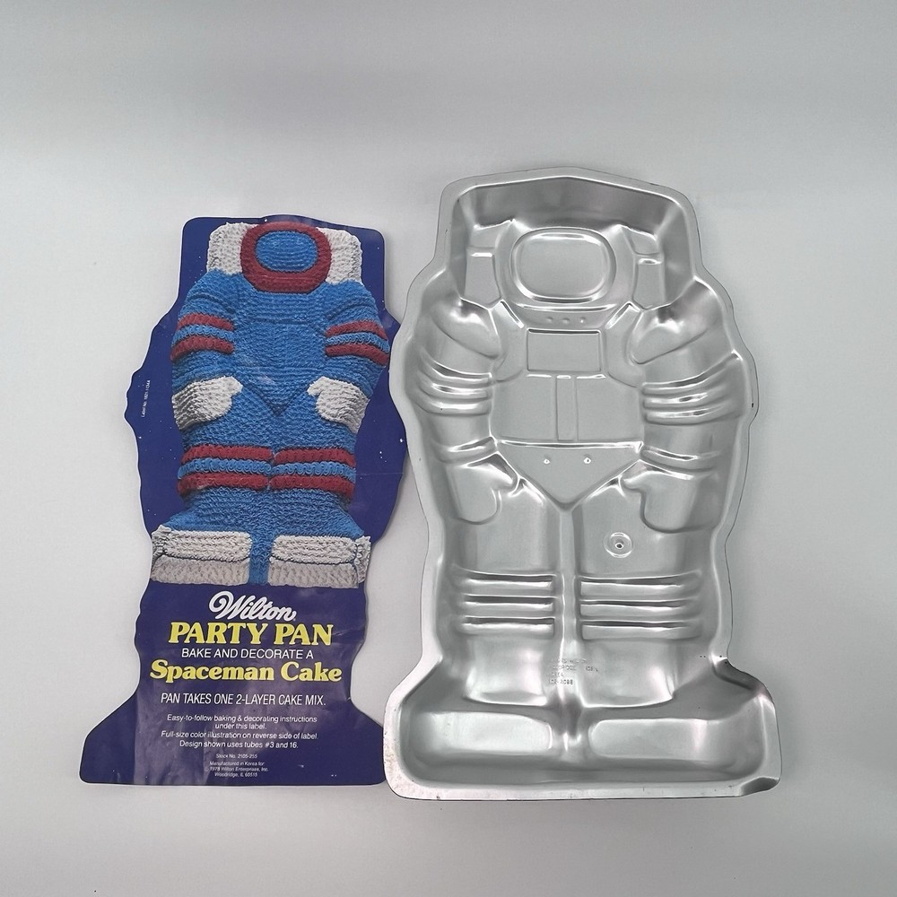 Wilton Astronaut Aluminum Cake Pan - 1978 - #502-2098
