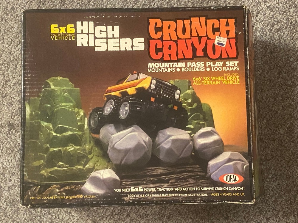 Crunch Canyon Mountain Pass Play Set (Goliath) - Complete & Works! Some issues