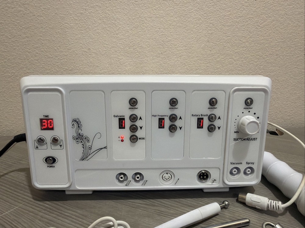 Function Digital Microdermabrasion ELI-FM451 With Accessories
