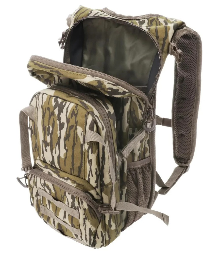 Muddy Outdoors Pro Series 1075 Backpack Mossy Oak Bottomland