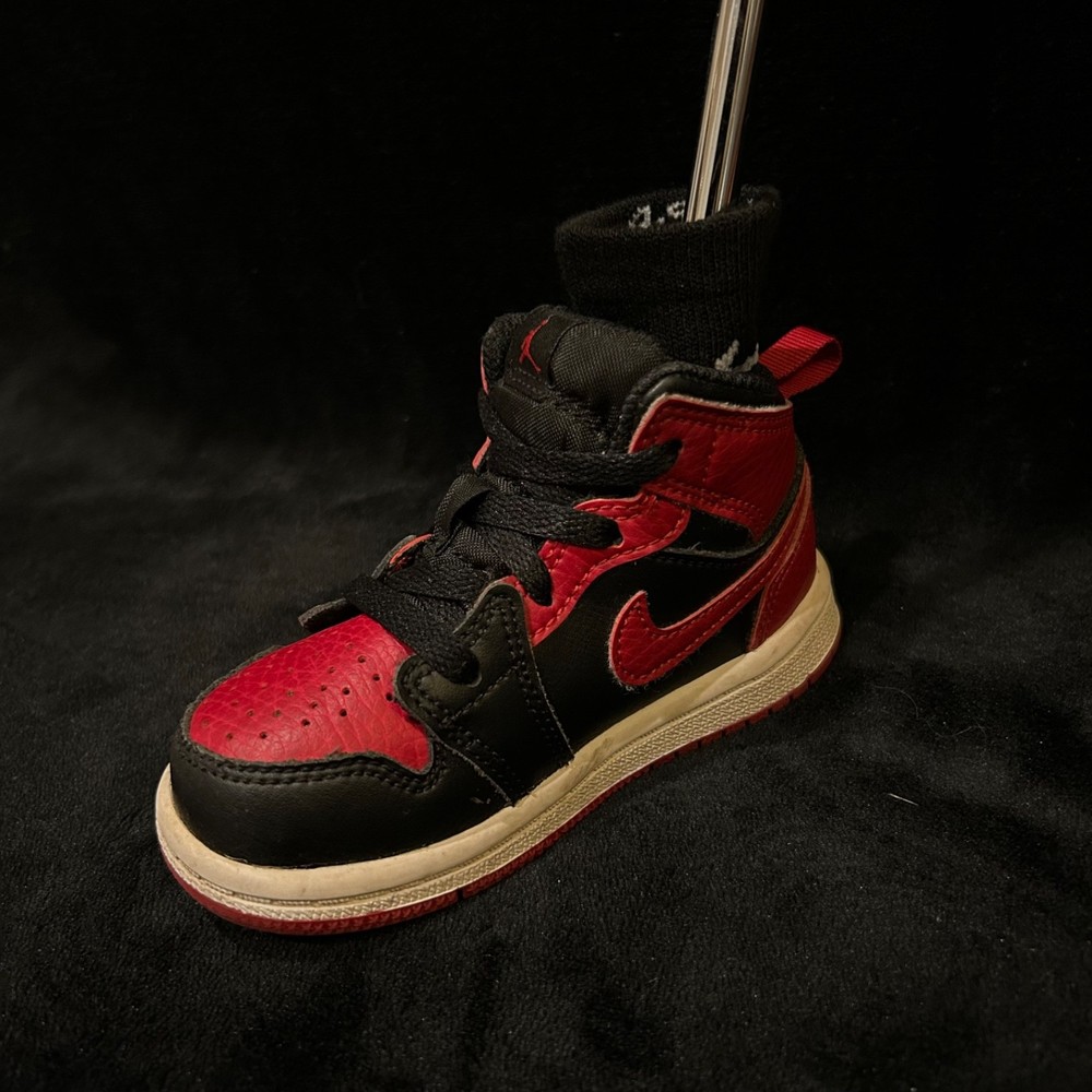 Jordan 1 Bred Mid Nike Custom Golf Sneaker Putter Cover