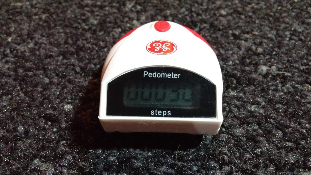 DESIGER TOP VIEW PEDOMETER NEW IN BOX