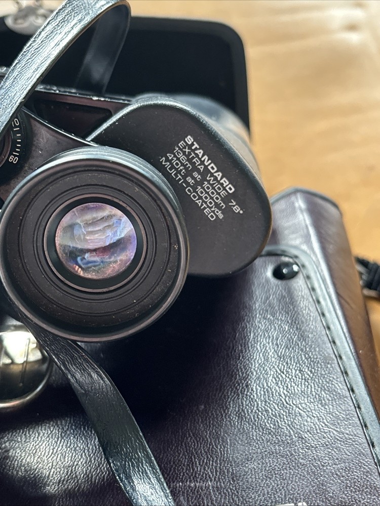 Minolta Standard Extra Wide 7.8 Multi-Coated With Leather Case
