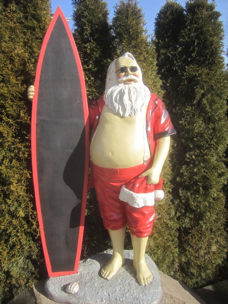 VINTAGE SURFING SANTA