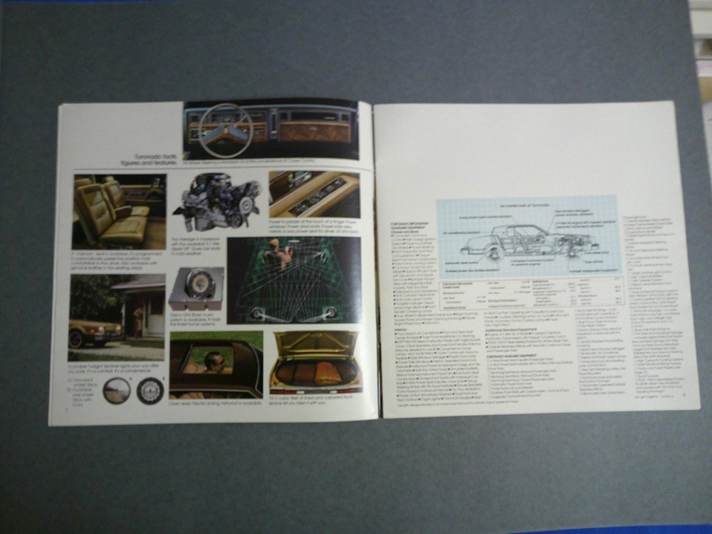 1983 Oldsmobile Sales Catalog