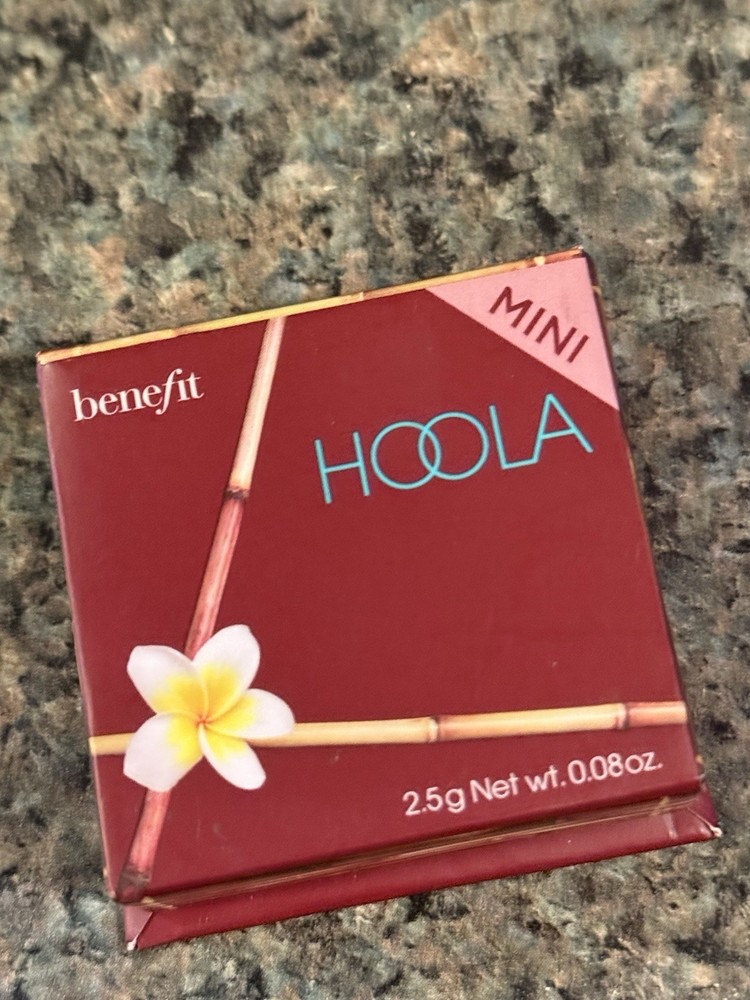 Benefit Hoola Mini Matte Bronzer~0.08 Oz~Mini