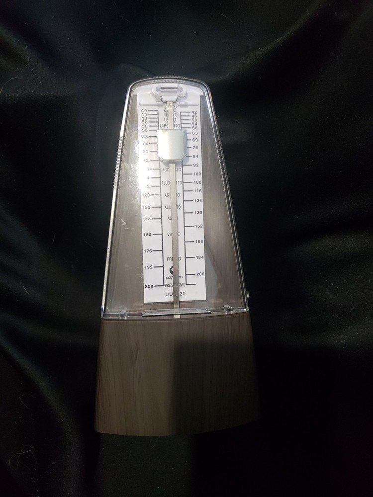 Ueteto DU-M-20 Mechanical Metronome NICE.