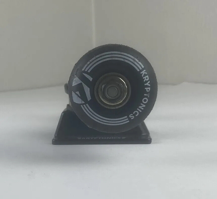 Kryptonics Skateboard Wheels With Trucks And Hardware Black