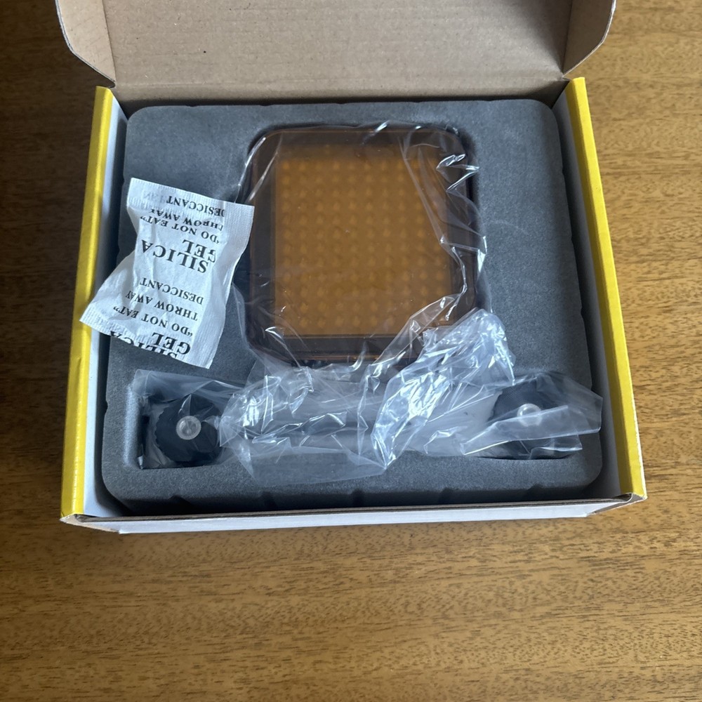 Promaster LED 120 Code 7200 Camera Camcorder Light