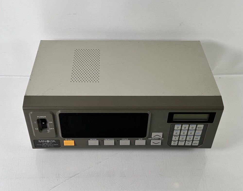 Konica Minolta CA-210 Color Analyzer w/ Probe