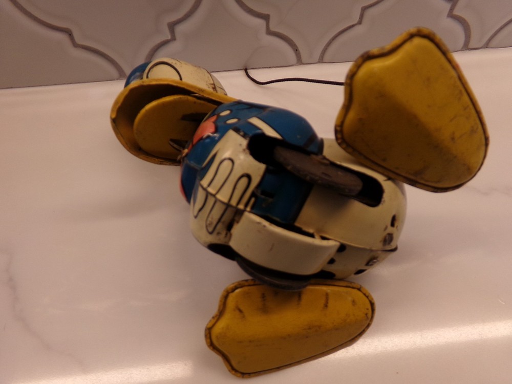 Linemar Donald Duck Pulling Huey strinng pull toy