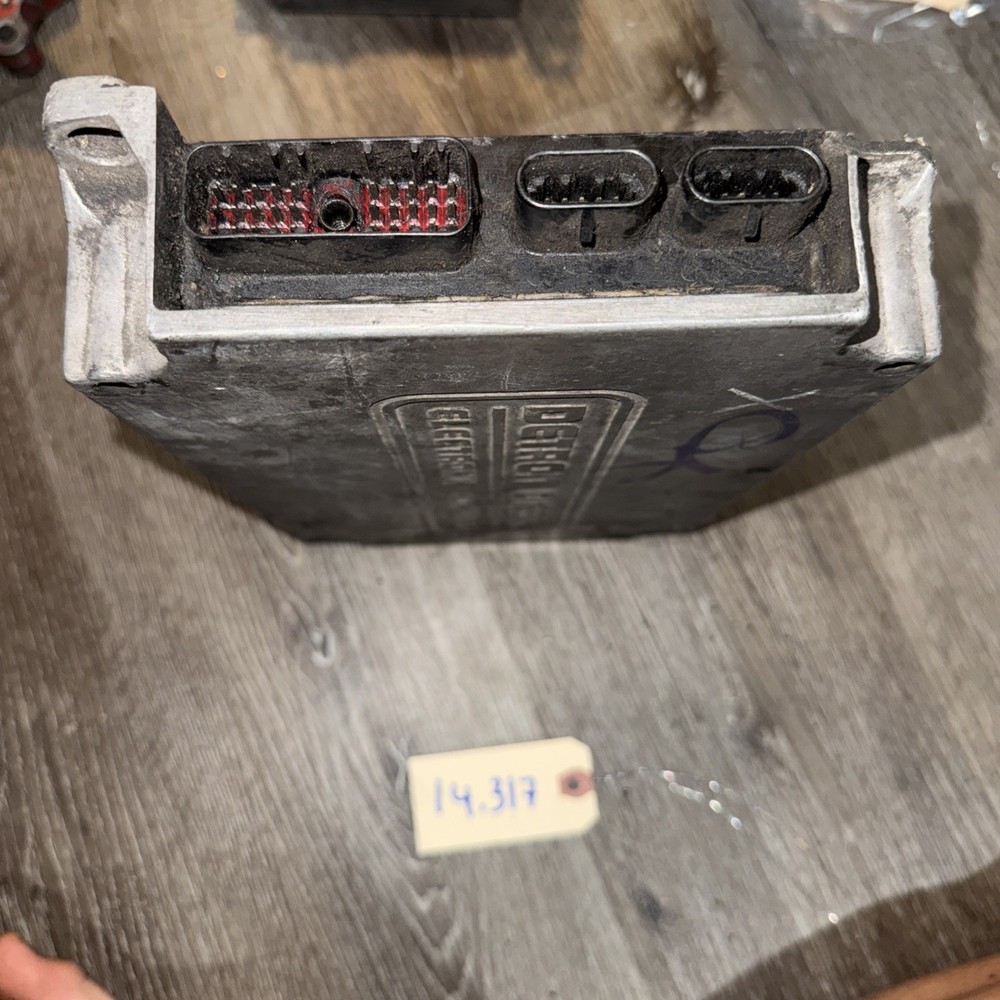 DETROIT DDEC III ENGINE CONTROL MODULE Missing P/N ( Core And Broken )