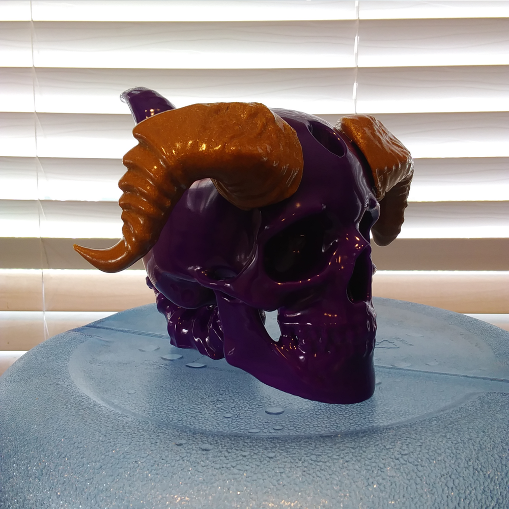 Devil Horned Skull Bong Bubbler Water Pipe