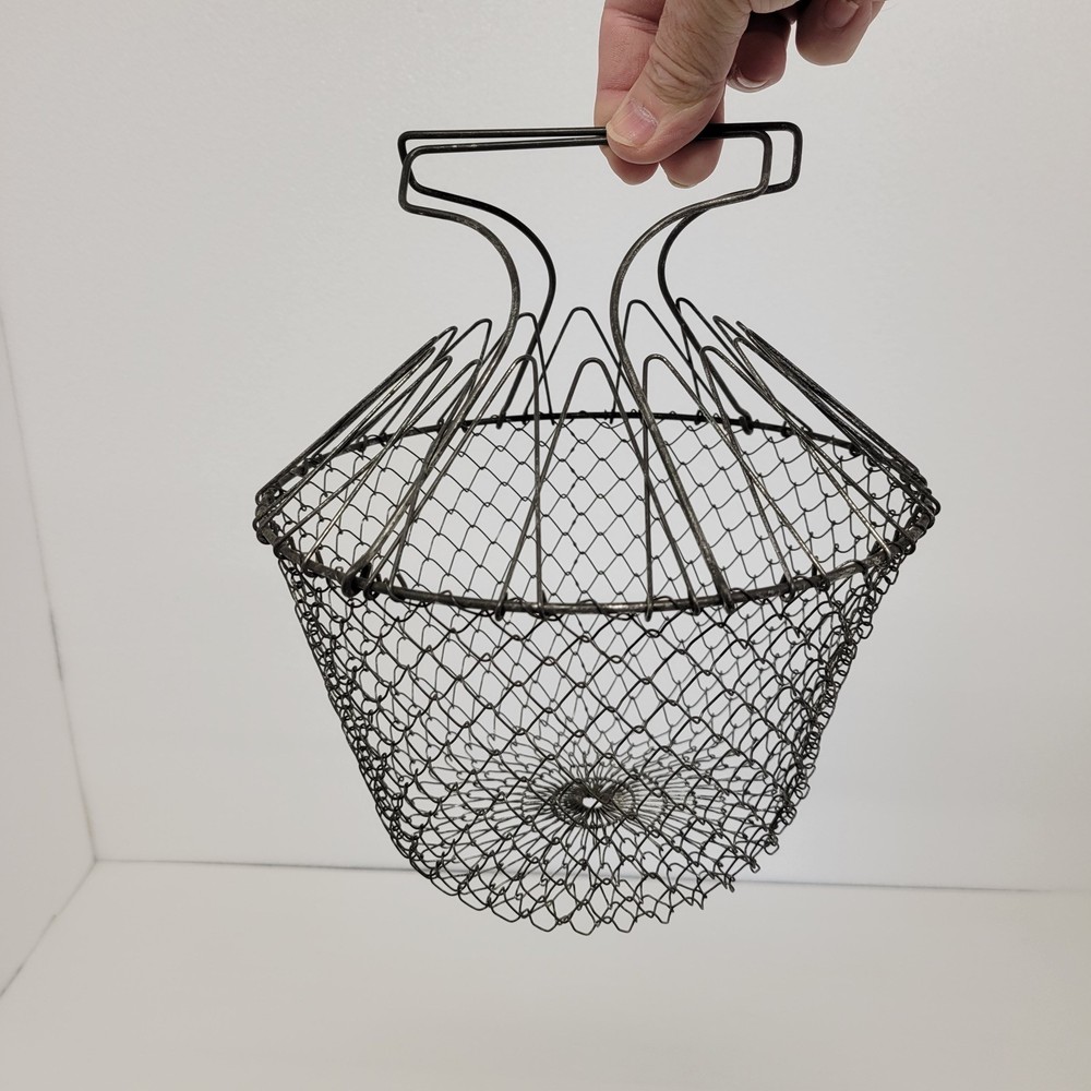Vintage 1950s Wire Kitchen Colander Steamer Folding Basket