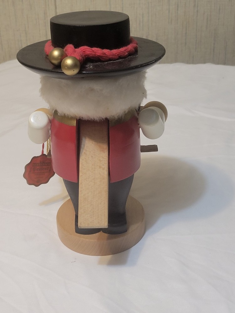 steinbach nutcracker signed