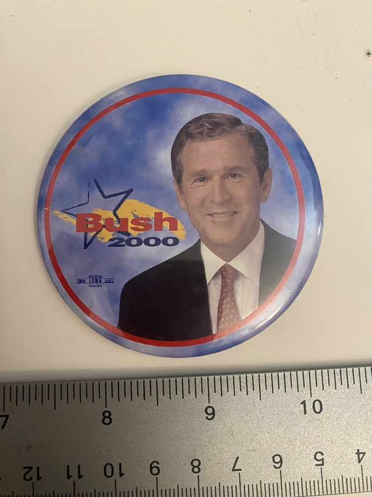 Bush 2000 Campaign Pin Back Button P64