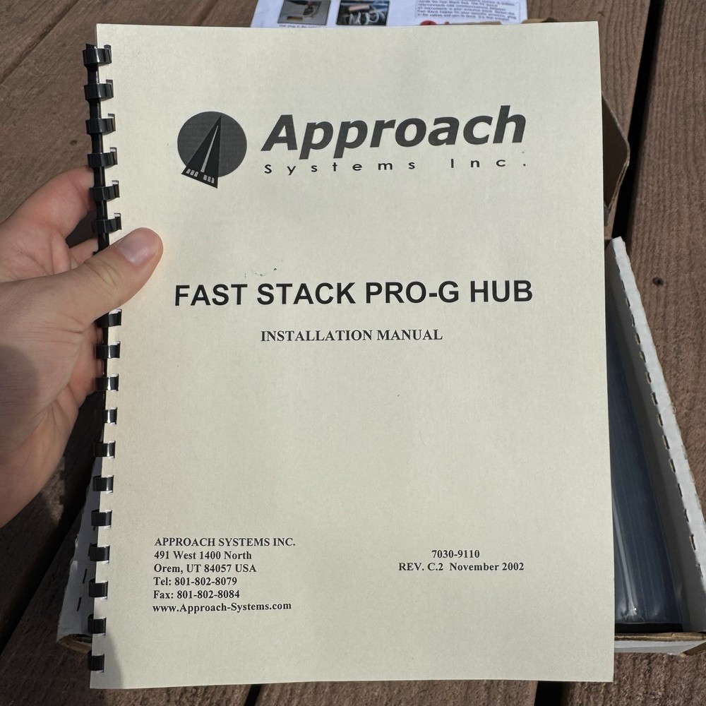 Approach Fast Stack PRO G HUB with mounting plate Brand New Never Used