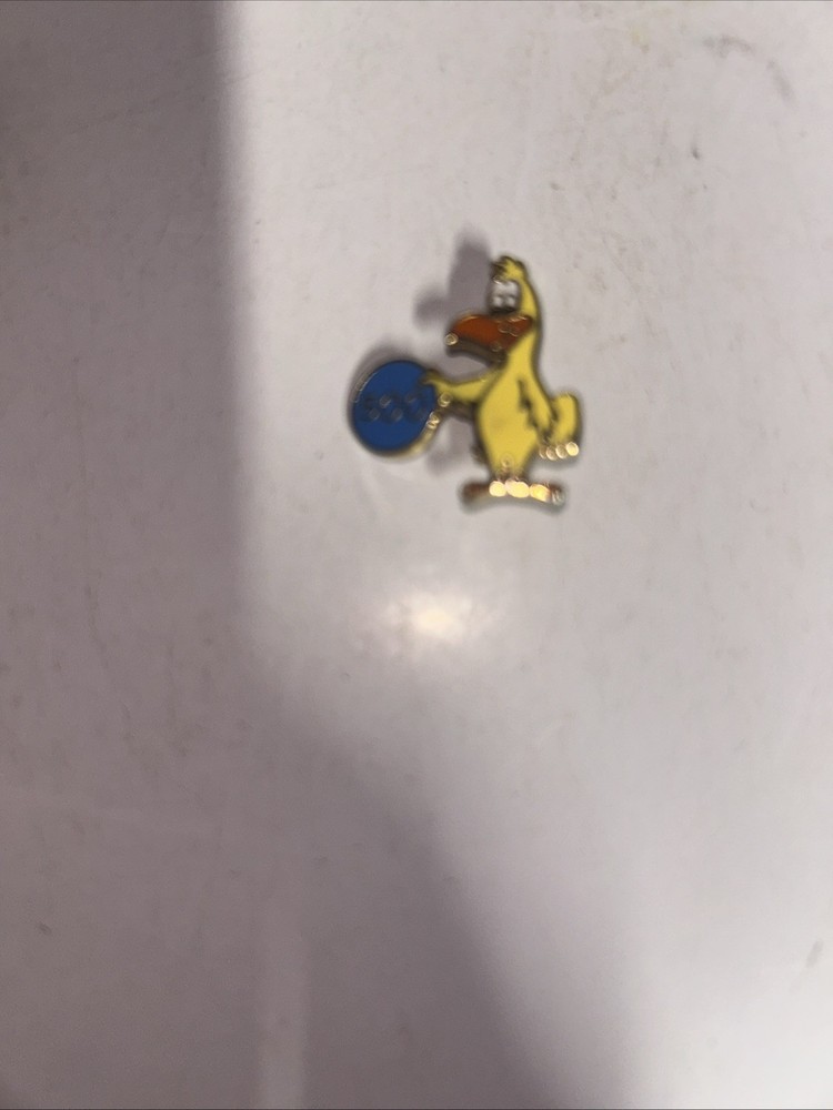 Vintage Bowling 525 Chicken Pin
