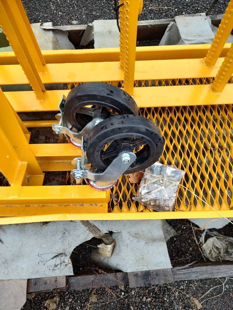 Tri-Arc RA10FT-R09 Reefer Access Platform On Casters