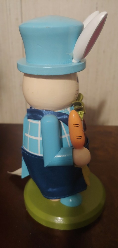 Rabbit Wooden Nutcracker Easter Bunny Boy Carrots 🐰