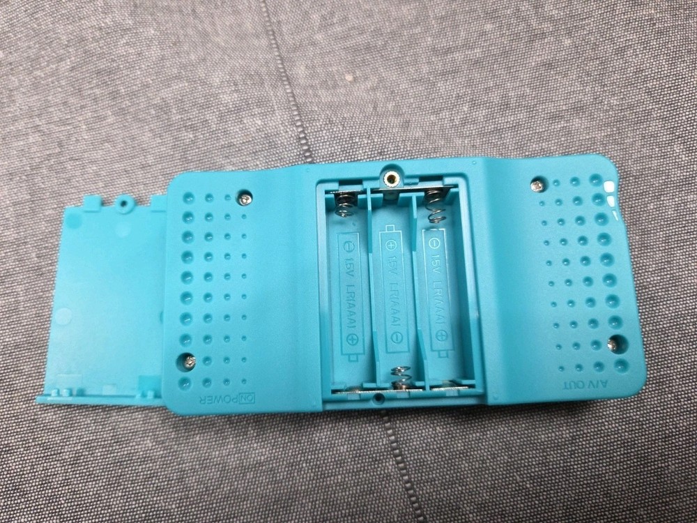 Aquarius Handheld Acade Game +220 Portable Game Console