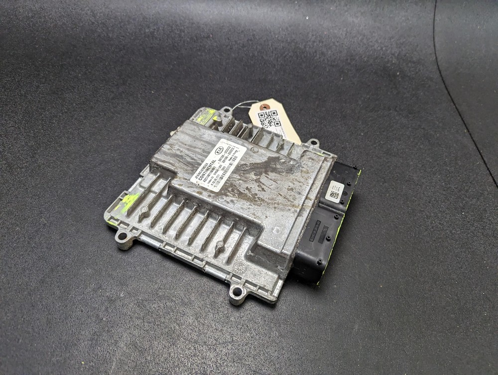 Engine Computer Brain Control Module 2018 Kia Optima LX 39138-2GGC2