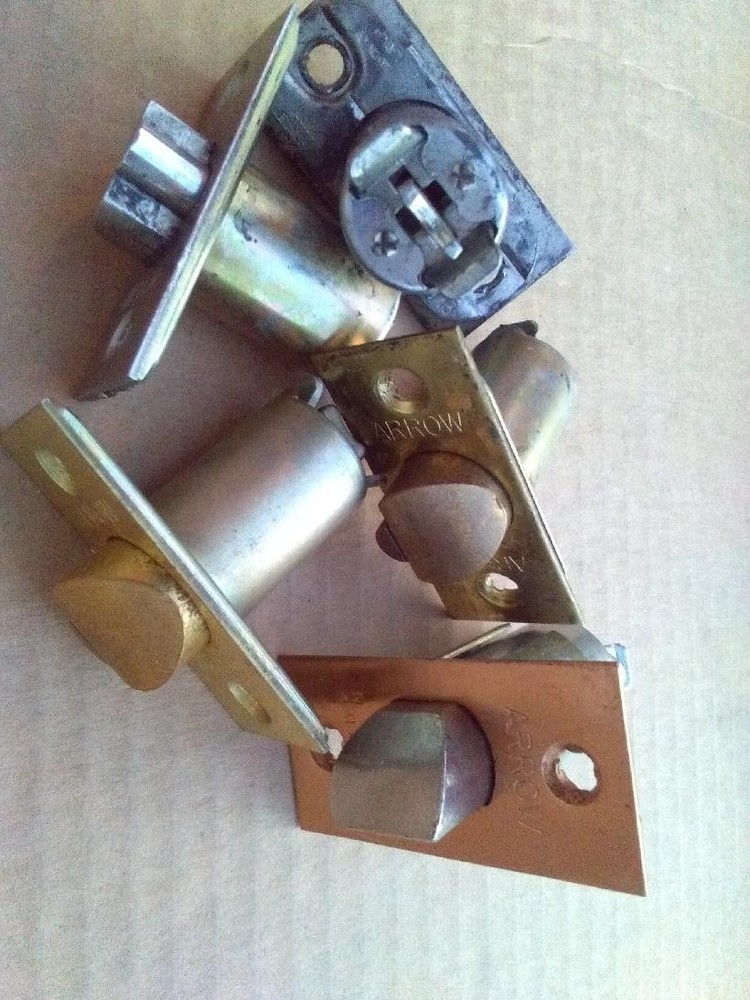 Assorted Arrow Lock Latches