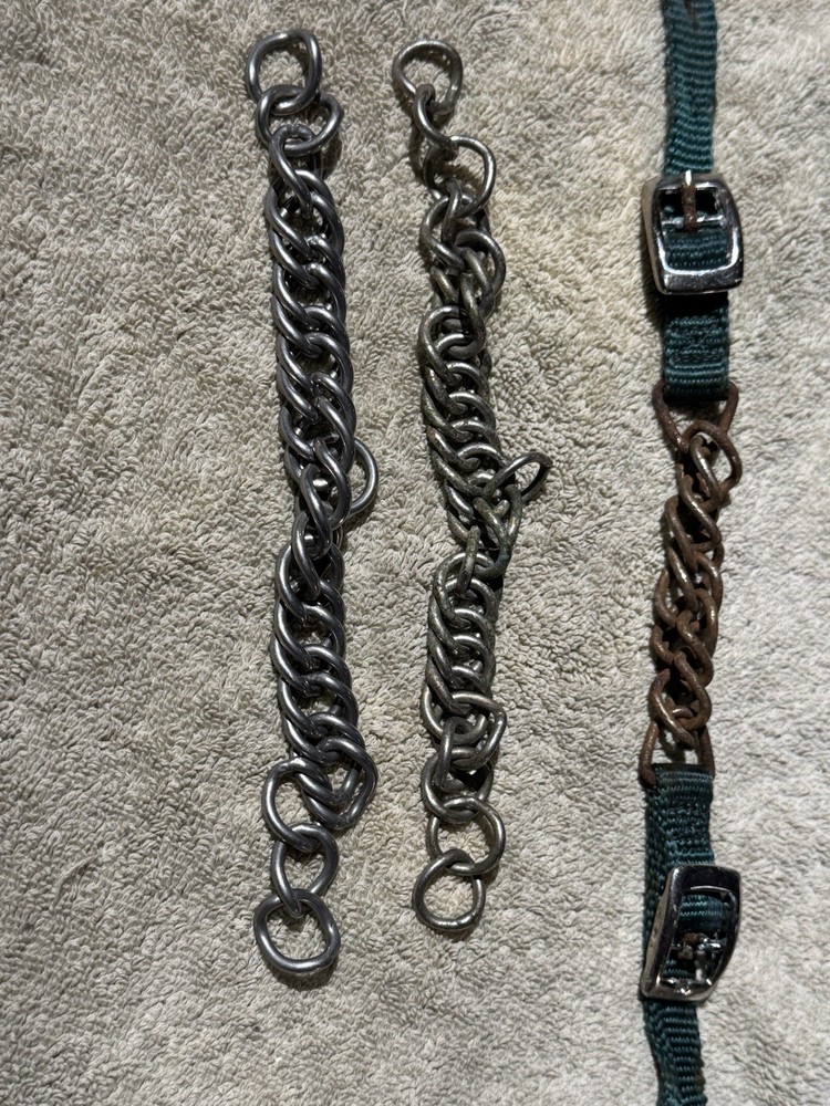 Three Curb Chain lot