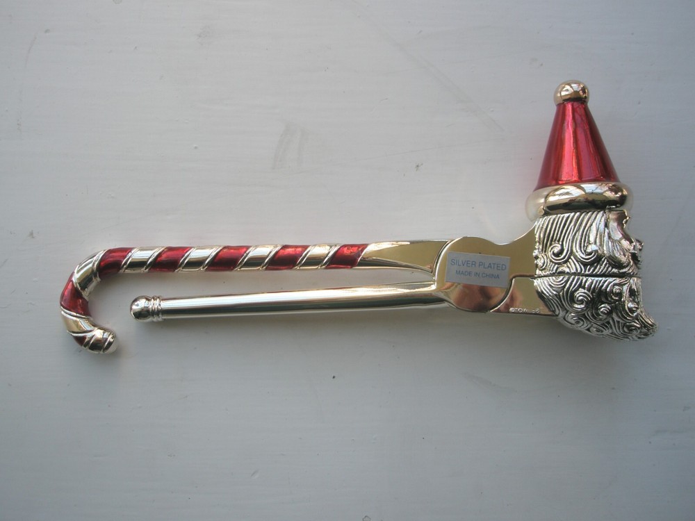 Santa Nutcracker silver plated w/ Candy Cane Handle 7 1/2" Towle Silversmiths