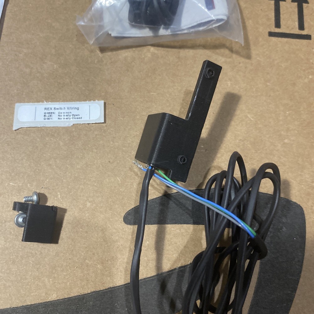 Brand New-Open Box- LSDA 9200 Series Exit Device REX LSDA2REXKIT-ED 72733