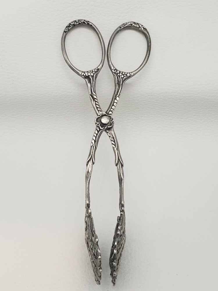 ANTIQUE 835 SILVER SERVING OYSTER FORCEPS