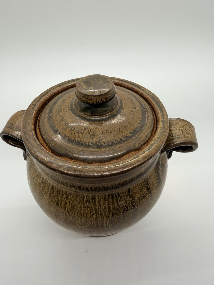 Handmade Stoneware Earthenware Pottery Snall Lidded Jar By Corey
