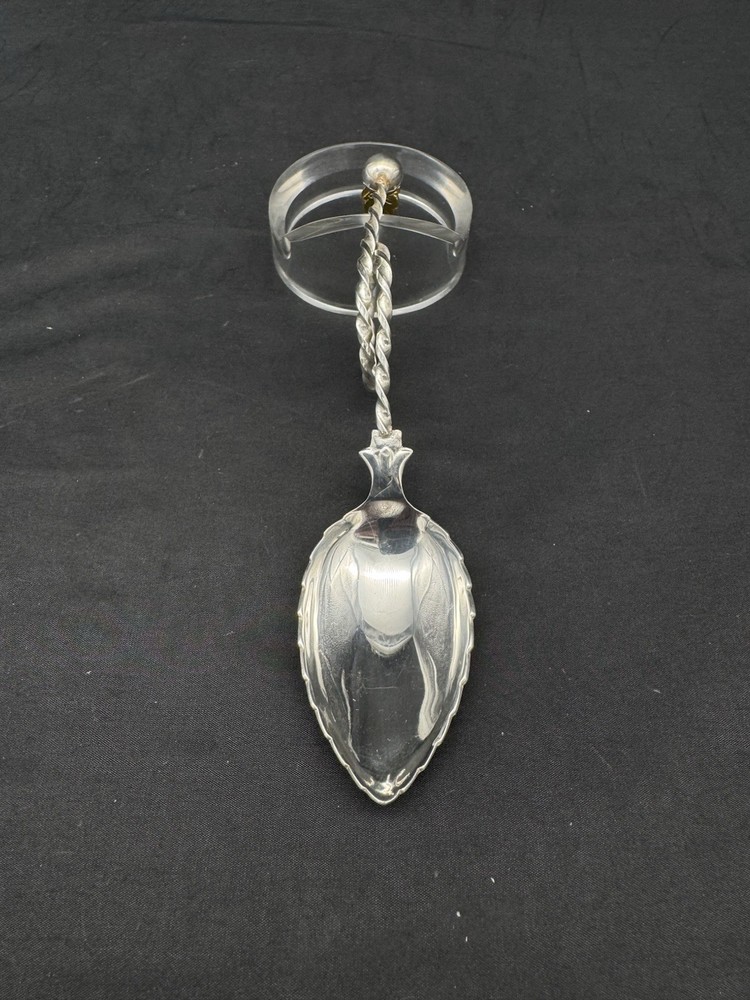 830 Silver Curved Twist Handle Medicine Spoon, 25 grams