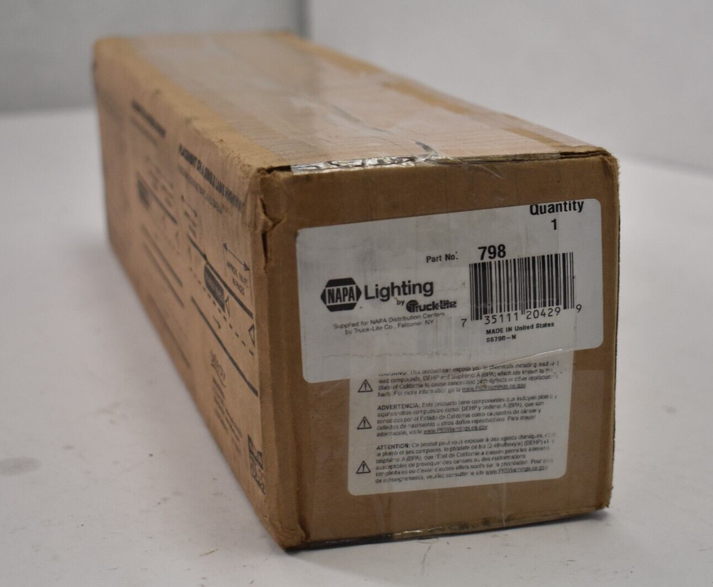 Napa Lighting Triangles/Flares/Reflectors Emergency Safety Warning Kit