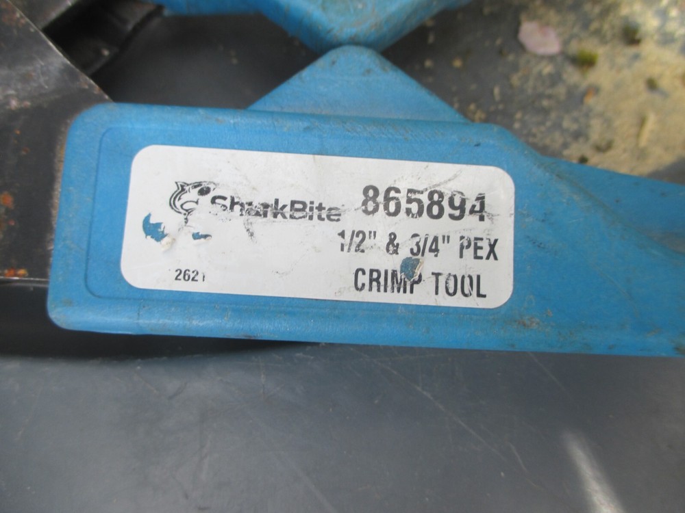 SharkBite 865894 PEX Crimp Tool for Plumbing used