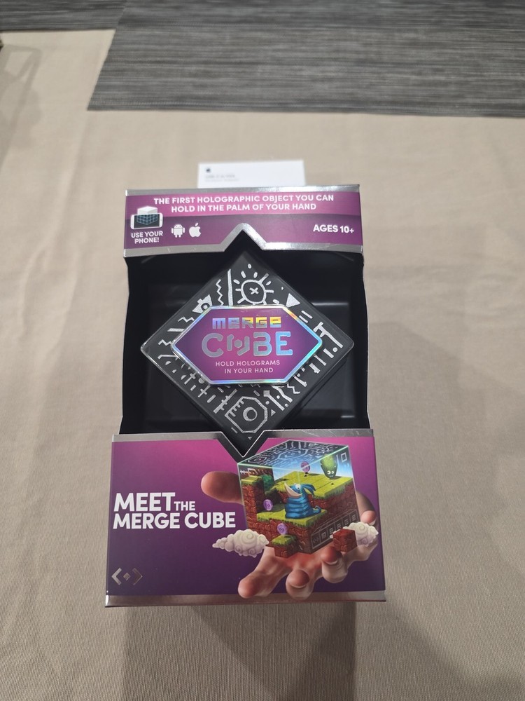 Merge Cube AR/VR Holographic Object