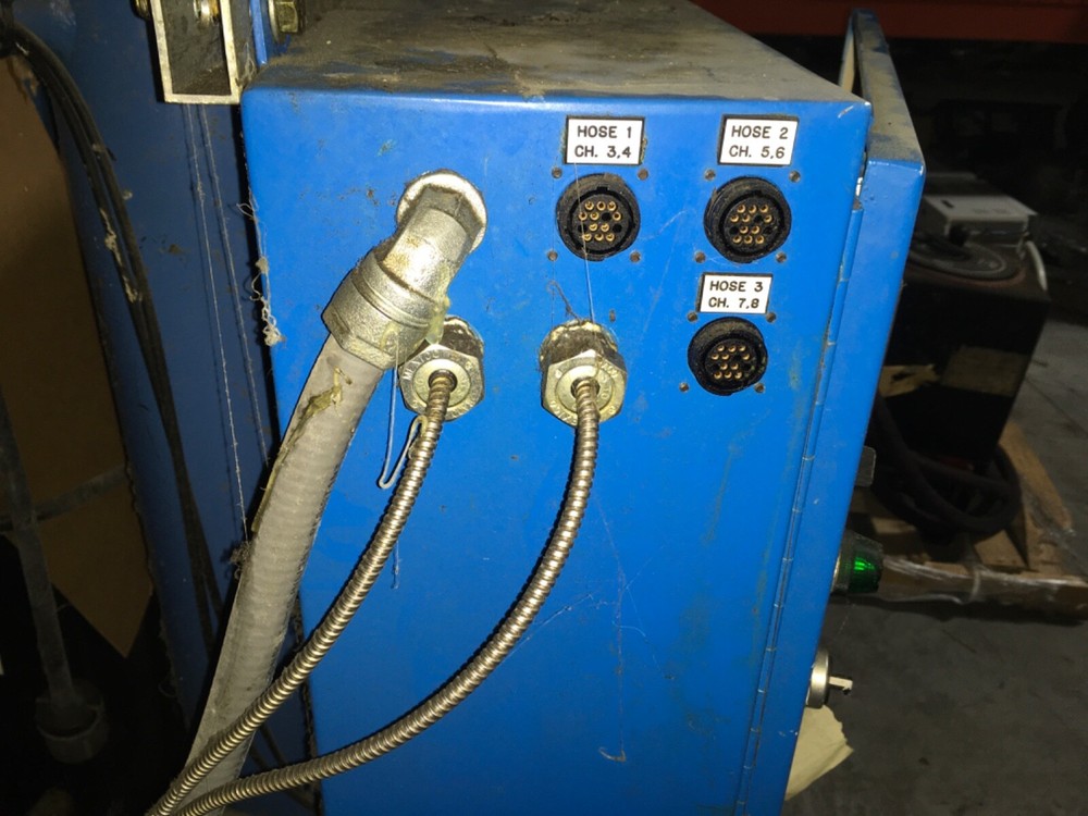 HI-Melt adhesive machine, with HI-Stat controls