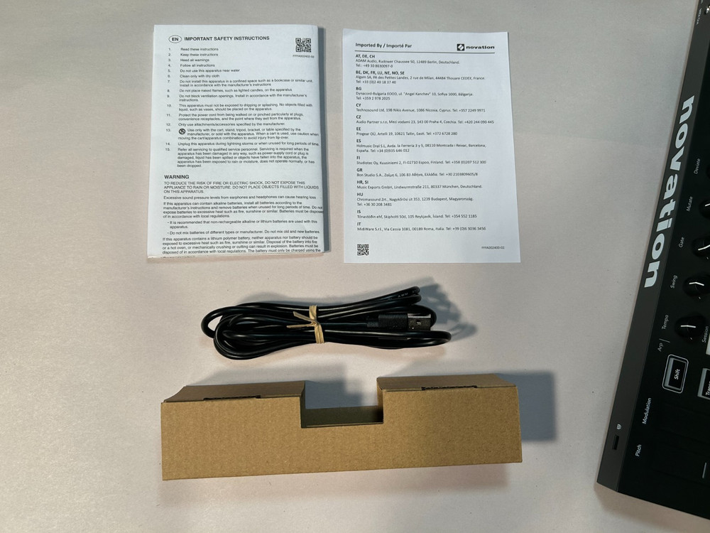 Novation Launchkey Mini MK3 MIDI Controller w/ Box & Accessories
